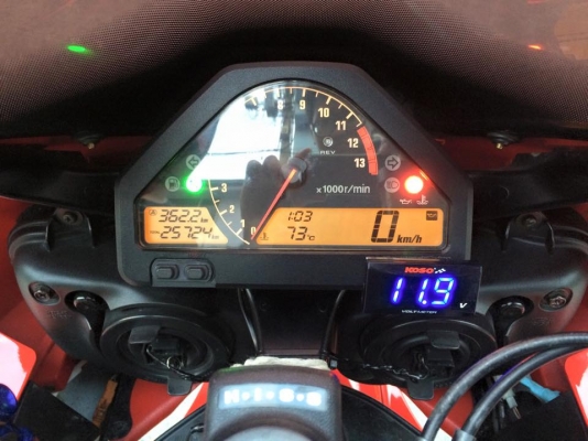 CBR 1000 RR ปี 05 แต่งเต็ม สพม 229,000 บาท รับซื้อขายแลกเปลี่ยนครับ