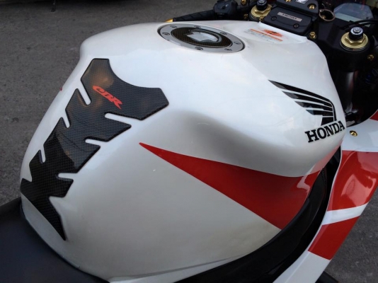 CBR 1000 RR ปี 05 แต่งเต็ม สพม 229,000 บาท รับซื้อขายแลกเปลี่ยนครับ