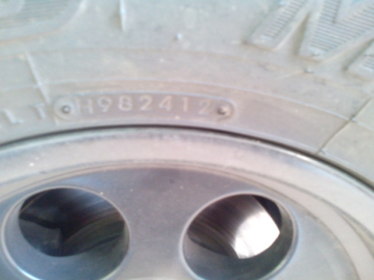 ขายยาง toyo  mud ขนาด 265/75/16  สภาพนางฟ้าครับ