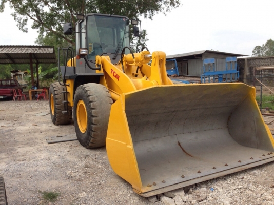 รถตักญี่ปุ่น TCM L32-2 เครื่อง ISUZU 6HK1T เอวแน่น ไฟฟ้าครบ สภาพสมบูรณ์ รถตักญี่ปุ่น TCM L32-2 เครื่อง ISUZU 6HK1T เอวแน่น ไฟฟ้าครบ สภาพสมบูรณ์