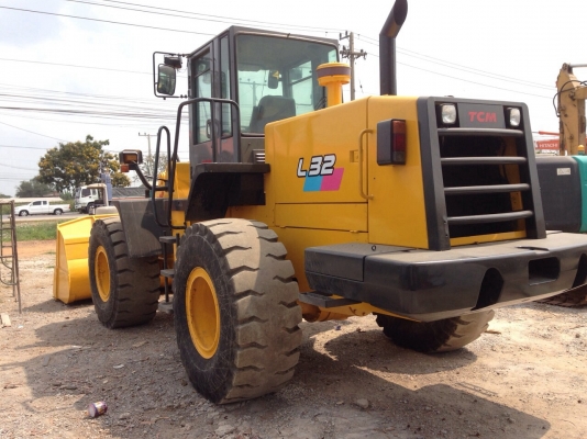 รถตักญี่ปุ่น TCM L32-2 เครื่อง ISUZU 6HK1T เอวแน่น ไฟฟ้าครบ สภาพสมบูรณ์ รถตักญี่ปุ่น TCM L32-2 เครื่อง ISUZU 6HK1T เอวแน่น ไฟฟ้าครบ สภาพสมบูรณ์