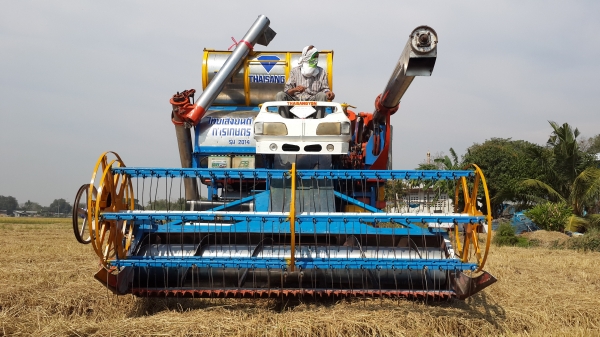 สภาพพร้อมใช้ น้ำหนักเบา คล่องตัวไทยเส็งยนต์ 0817638762 ไพทูลย์