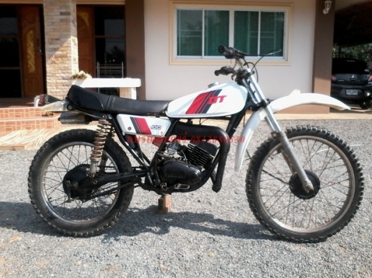 ขาย Yamaha DT100 มีเล่มทะเบียนไม่ได้ตามชุดโอนภาษีขาด 8500 บาท