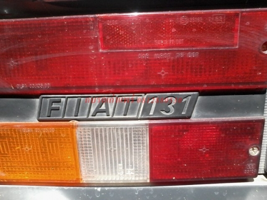 ขายเฟี๊ยต 131ทะเบียนโอนภาษีเต็มเครื่องดีวิ่งไกลได้ติดแก๊สแจ้งลงเล่มแล้วเจ้าของรักษาดีภายในสวย ขาย 45000