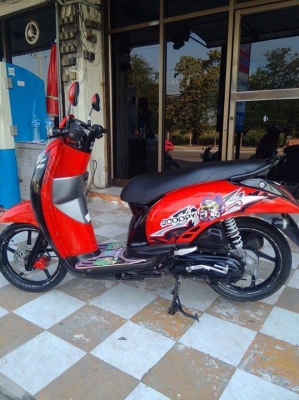 Honda Scoopy i(ล้อแม็กซ์)สีดำแดง ลาย Active Boy รถอย่างสวย พร้อมใช้ Honda Scoopy i(ล้อแม็กซ์)สีดำแดง ลาย Active Boy รถอย่างสวย พร้อมใช้