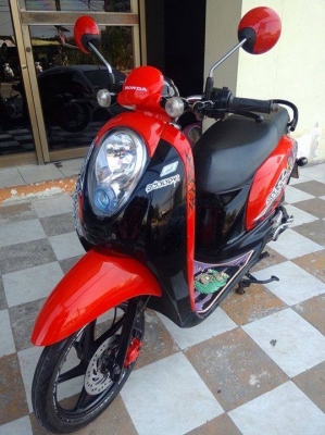 Honda Scoopy i(ล้อแม็กซ์)สีดำแดง ลาย Active Boy รถอย่างสวย พร้อมใช้ Honda Scoopy i(ล้อแม็กซ์)สีดำแดง ลาย Active Boy รถอย่างสวย พร้อมใช้