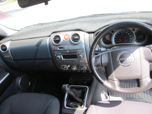 D-max CAB รุ่น Platinum รถสวยสภาพดีพร้อมใช้งาน D-max CAB รุ่น Platinum รถสวยสภาพดีพร้อมใช้งาน