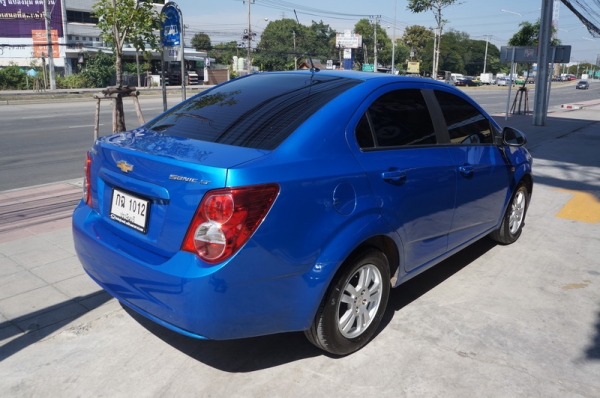 CHEVROLET SONIC ปี 2013 รถสวย ไม่เคยทำสี มือเดียวออกห้าง เช็คศูนย์ตลอด รถขับดี ช่วงล่างดี ล้อ MAX แอร์เย็น รถพร้อมใช้งาน จัดไฟแนนได้ ฟรีดาวน์
