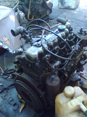 ขายเครื่องยนต์ isuzu c190