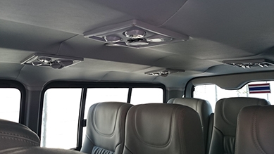 ขายรถตู้ Toyota Hiace หลังคาเตี้ย กลางปี 2012 สภาพเหมือนใหม่