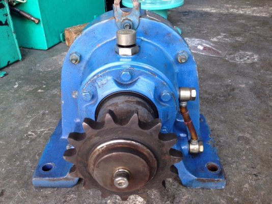 ขายหัวเกียร์ทดรอบ Cycro drive Sumitomo อัตราทด 1:59 ใช้กับมอเตอร์ 5 HP. สภาพสวยมาก หมุนนิ่ม ใช้งานหนักได้ดีครับ