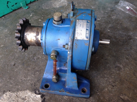 ขายหัวเกียร์ทดรอบ Cycro drive Sumitomo อัตราทด 1:59 ใช้กับมอเตอร์ 5 HP. สภาพสวยมาก หมุนนิ่ม ใช้งานหนักได้ดีครับ