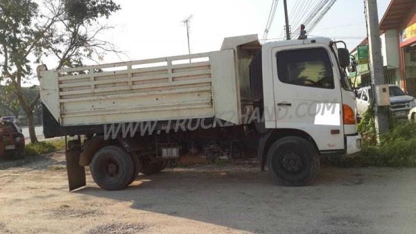 รถบรรทุก 6ล้อ ดั้ม Hino FC MEGA 150 แรงม้า เข็มไมล์ 234,385กิโลเมตร
