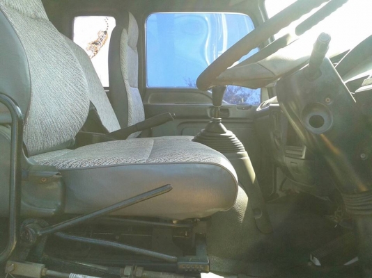 ขาย6ล้อดั้มISUZU DECA เครื่อง195แรง คัชซีFTR33F ห้างแท้ พ.เพาเวอร์ เบรกทิฟฟี่ เครื่องดี แคชซีสวย ยางดี ภายในสวย แอร์เย็น สภาพพร้อมใช้งาน เอกสารพร้อมโอน สนใจโทร090-8588220คุณนะ ID:narong498 หรือ www.truck.in.th/498 หรือFB:ณรงค์ ซื้อขายรถมือสอง(เว็บไซต์ส่วน