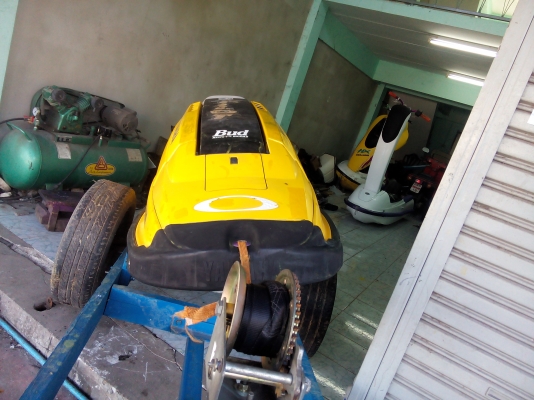 เรื่อยืน YAMAHA SUPER JET 650 เก่าญี่ปุ่น เรื่อยืน YAMAHA SUPER JET 650 เก่าญี่ปุ่น