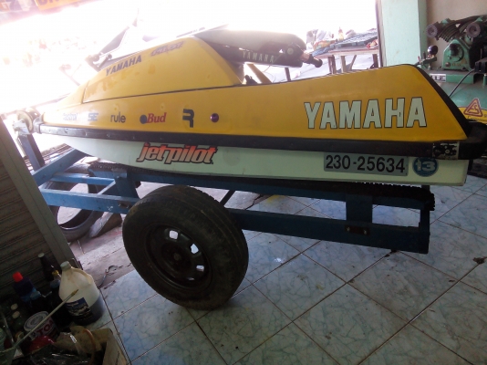 เรื่อยืน YAMAHA SUPER JET 650 เก่าญี่ปุ่น เรื่อยืน YAMAHA SUPER JET 650 เก่าญี่ปุ่น