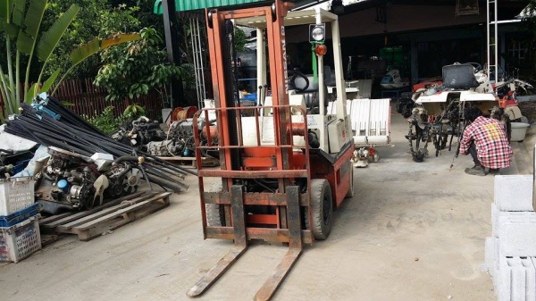 รถโฟล์คลิฟต์ NISSAN เก่าญี่ปุ่น ขนาด 1.5 ตัน เครื่องยนต์เบนซิน พวงมาลัยเพาเวอร์ รถโฟล์คลิฟต์ NISSAN เก่าญี่ปุ่น ขนาด 1.5 ตัน เครื่องยนต์เบนซิน พวงมาลัยเพาเวอร์