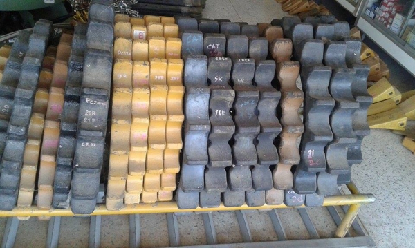 ขออนุญาตขายโรลเลอร์  ราคาลูกละ 2,400 บาท สปอกเกตรถแบคโฮทุกรุ่น ราคาถูก  จัดส่งทั่วประเทศ