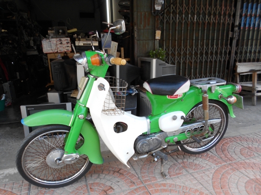 HondaC70 ถังแยก3เกียร์เดิม สีสวยพอใช้ได้ ราคาถูกๆ