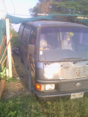 ขายรถตู้ นิสสัน เออร์แวนเครื่อง 2700 ขายรถตู้ นิสสัน เออร์แวนเครื่อง 2700