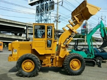 รถตักล้อยาง CAT 920