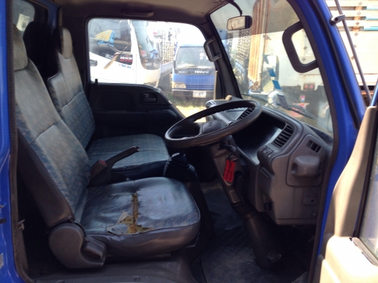 4ล้อไม่ติดเวลาISUZU/NHR/100HP