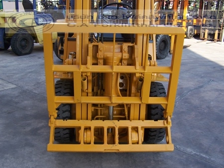 ขาย รถโฟล์คลิฟท์ KOMATSU รุ่น FD25-8คันที่1