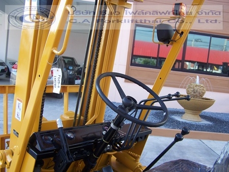 ขาย รถโฟล์คลิฟท์ KOMATSU รุ่น FD25-8คันที่1