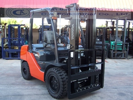 ขายรถ โฟล์คลิฟท์ TOYOTA รุ่น 8-FD35J