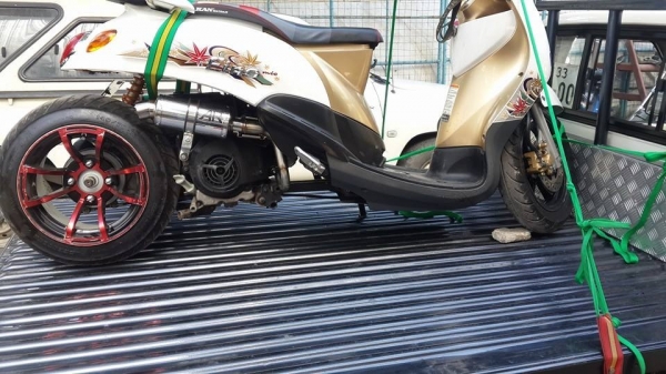 ชุดท่อแต่งFull System.MSX/KSR/Zoomer x/PCX.คอ-ปลาย.มีหลายรูปทรงให้เลือก.พร้อมปลาย ชุดท่อแต่งFull System.MSX/KSR/Zoomer x/PCX.คอ-ปลาย.มีหลายรูปทรงให้เลือก.พร้อมปลาย