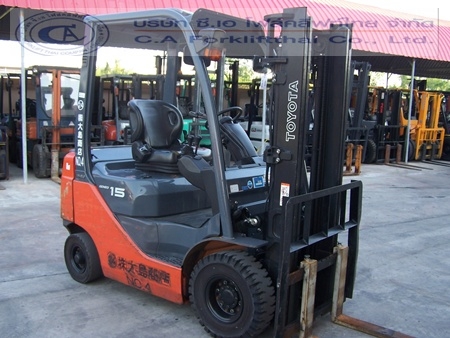 ขายรถ โฟล์คลิฟท์ TOYOTA รุ่น 8-FG15
