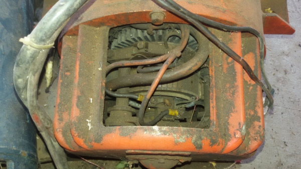 ไดปั่นไฟพร้อมเชื่อม ไดปั่นไฟพร้อมเชื่อม