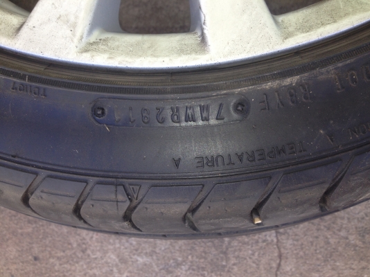 ขายล้อแม็ก Mazda 2 ตัวท็อป ขอบ 16 พร้อมยาง 195/45/16 ขายล้อแม็ก Mazda 2 ตัวท็อป ขอบ 16 พร้อมยาง 195/45/16