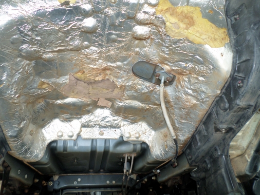 ขาย 6 ล้อ ฮีโน่ 500 ดัมพ์ 3มิตร  175 แรง ยาว 4 ม. ปี 2010 สภาพสวยเดิมเครื่องดี พร้อมใช้งาน ชมก่อนได้ครับ สนใจติดต่อ 081-9425443