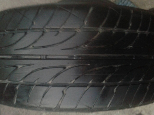 205/45R17 DUNLOP SP-SPORT LM703 มี 2 เส้น ปี 2012 TEL.081-427-3941 205/45R17 DUNLOP SP-SPORT LM703 มี 2 เส้น ปี 2012 TEL.081-427-3941