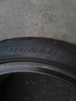 205/45R17 DUNLOP SP-SPORT LM703 มี 2 เส้น ปี 2012 TEL.081-427-3941 205/45R17 DUNLOP SP-SPORT LM703 มี 2 เส้น ปี 2012 TEL.081-427-3941