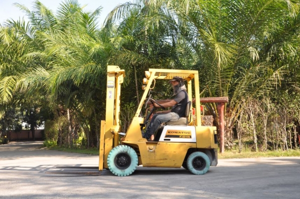 ขายFORKLIFT KOMATSU FG15-12 (1.5ตัน)สวยเดิมจากญี่ปุ่น ยังไม่เคยใช้ในไทย 125,000เท่านั้น!!