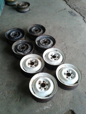 ขายกะทะTOYOTA RN20 RN25 RN10 RN30ล้อเดิมสภาพสวยครับ มี2 ชุดครับ