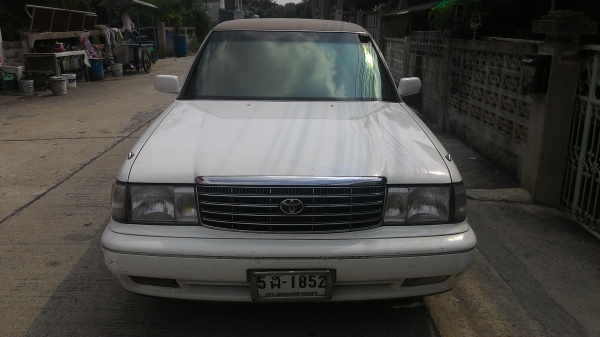 TOYOTA CROWN 3.0 ROYAL SALOON 1995