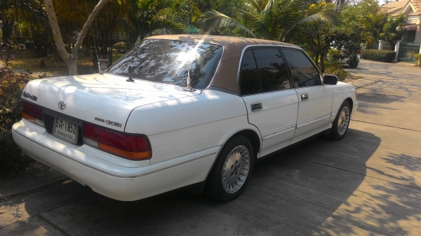 TOYOTA CROWN 3.0 ROYAL SALOON 1995