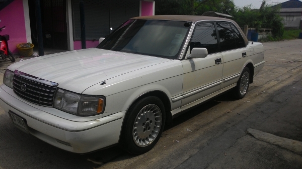 TOYOTA CROWN 3.0 ROYAL SALOON 1995