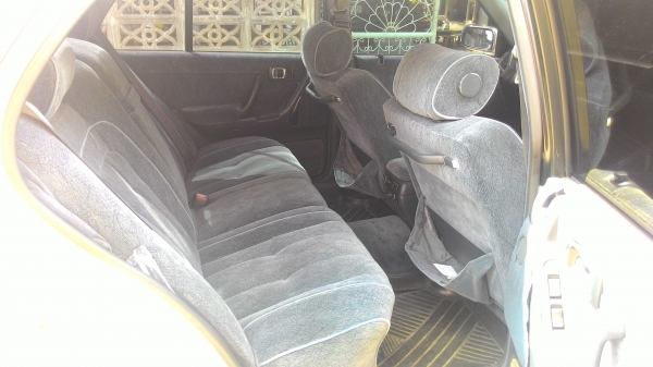 TOYOTA CROWN 3.0 ROYAL SALOON 1995