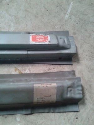 ขายชายบันไดดัทสัน 521 ของใหม่เก่าเก็บครับ