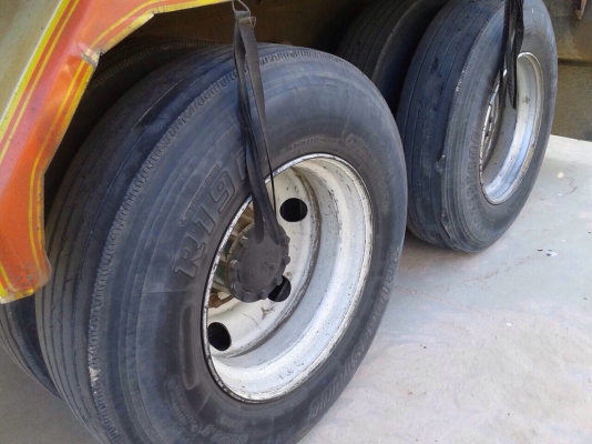 ขายรถพ่วงสิบล้อดัมพ์ ISUZU เครื่อง 300 แรง ปี 54 กระบะดัมพ์อู่สมบัติ ลูก 2 เพลา