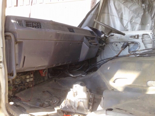 ขายรถสิบล้อ MITSUBISHI TD ขายตามสภาพรถกำลังทำสี พร้อมอุปกรณ์ชุดดัมพ์ ขายรถสิบล้อ MITSUBISHI TD ขายตามสภาพรถกำลังทำสี พร้อมอุปกรณ์ชุดดัมพ์