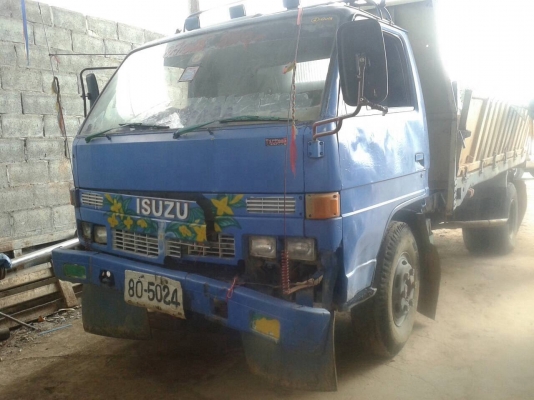 ขาย 6 ล้อดั้ม NPR59LU5F M สั่งลุย คัสซีสวยตลอดเส้น เครื่อง 4BD1 115 แรงม้า F หน้า-หลัง เกียร์สั้น หัวเก๋งต้องเก็บสีหน่อย ทะเบียนพร้อมโอนครับ