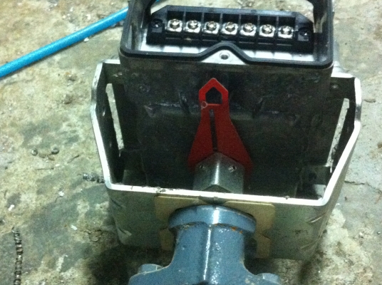 ประตูน้ำไฟฟ้า YAMATAKE ผลิตญี่ปุ่น ขนาด 2 นิ้ว สามทาง ใช้ไฟแค่ 24 V. ใช้กินกระแสน้อยมาก