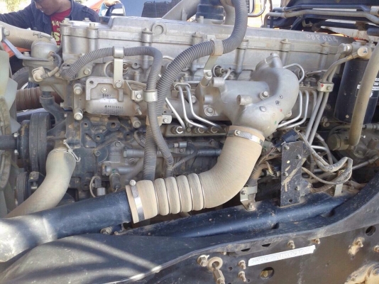 ขายรถบรรทุกสิบล้อดัมพ์ MITSUBISHI EURO3 เครื่อง 240 แรง ปี 56