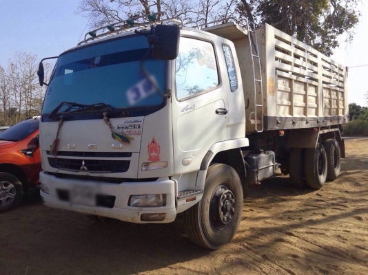 ขายรถบรรทุกสิบล้อดัมพ์ MITSUBISHI EURO3 เครื่อง 240 แรง ปี 56