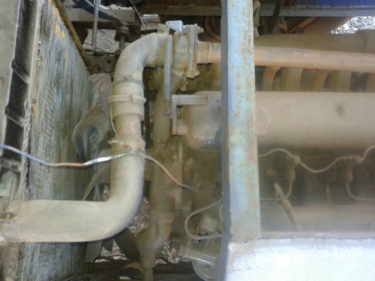 ขายรถอีแต๋น คัสซี+ช่วงล่าง 6 ล้อ  เครื่อง EH100 140 แรงม้า สภาพพร้อมใช้งาน ราคาคุยกันได้